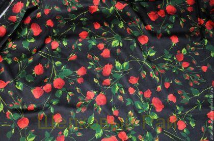 Шелк атласный "Dolce&Gabbana" (красные розы) в-35
