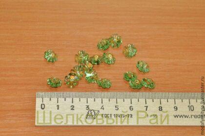 Пуговицы пришивные SWAROVSKI Цвет Салатовый