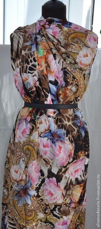 Шелковый креповый "Ferretti" б-243 (розовые розы)