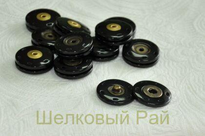 Кнопка пришивная круглая черная