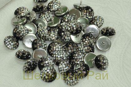 Пуговица пришивная со стразами (82883/24)