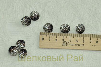 Пуговица пришивная со стразами (82883/24)