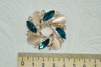 Брошь декоративная цвет бежево-розовый опал