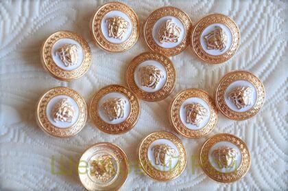 Пуговицы белые Versace 25 мм (д-1368)