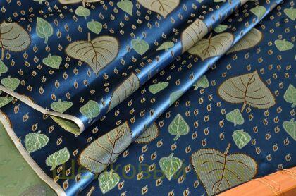 Атласный плотный шелк "Prada" (д-357)