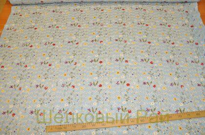 Шитье с цветами на голубом (к-09)