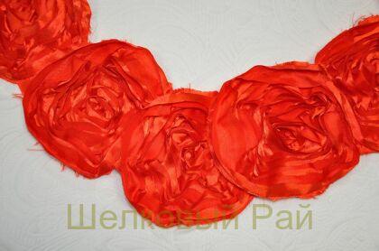 Тесьма розы красные (в-41)