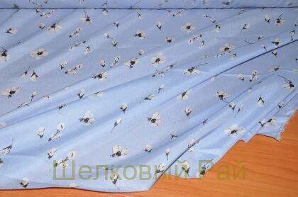 Шелк стрейч голубой в цветочек (д-904)