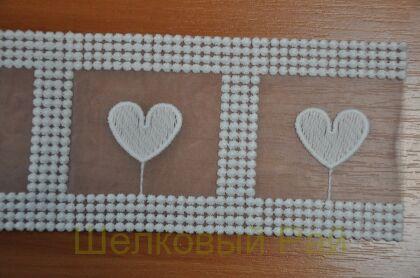 Тесьма белая сердечки (д-1221)