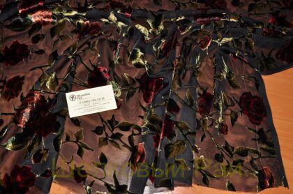 Бархат деворе с розами (д-666)