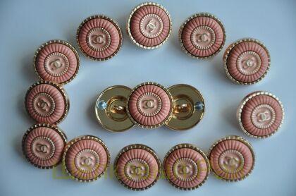 Пуговицы Chanel 18 мм кораллового цвета (д-1426)