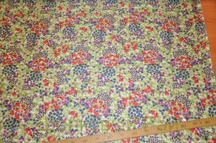 Шелк натуральный "Мелкие цветы" (д-1300)