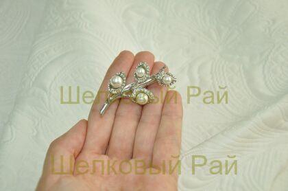 Брошь декоративная "Ветка жемчуга"