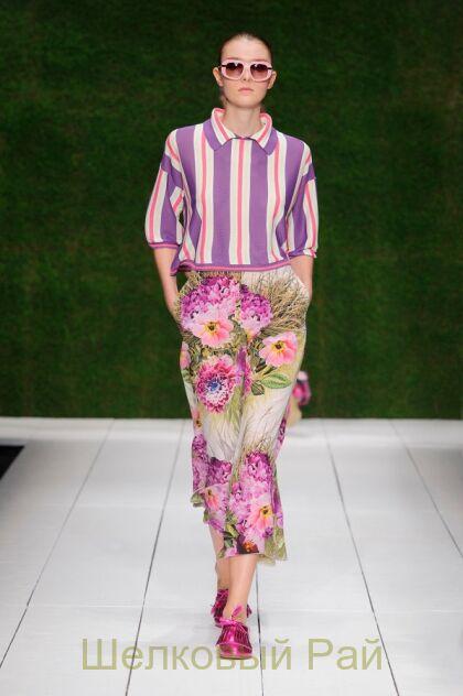 Хлопок с эластаном "Laura Biagiotti" Георгины (д-69)